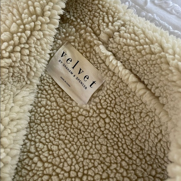 Velvet west - Picture 2 of 5